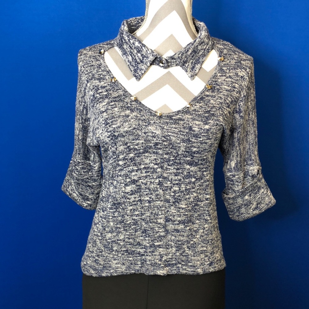 V neck sweater